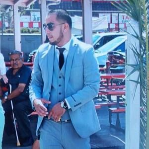 Meet your Posher, Marcos